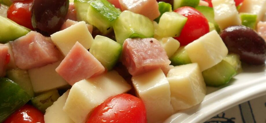 Ham and cucumber salad in different variations. Video