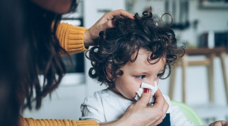 High fever in a child without coughing and runny nose, does not go astray