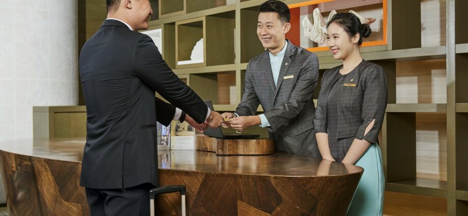 Hire staff with technology in Hospitality