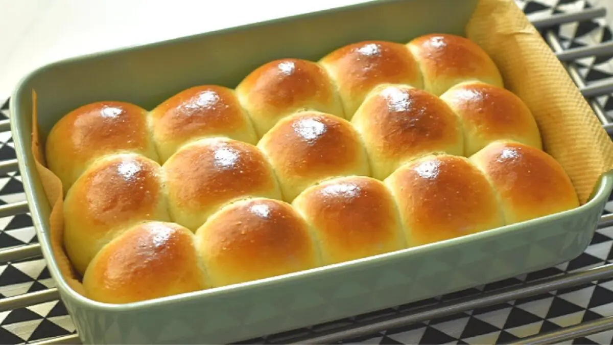 Homemade roll recipes. Video