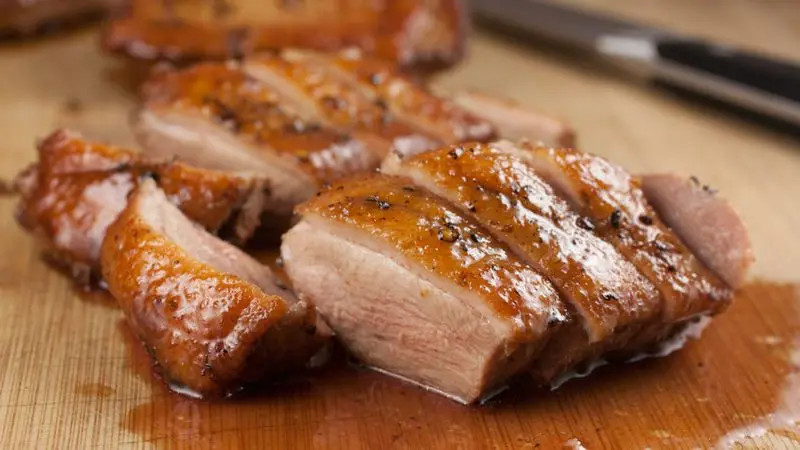 How and how much to cook duck meat?