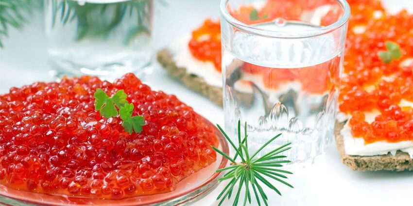 How and how much to store red caviar at home