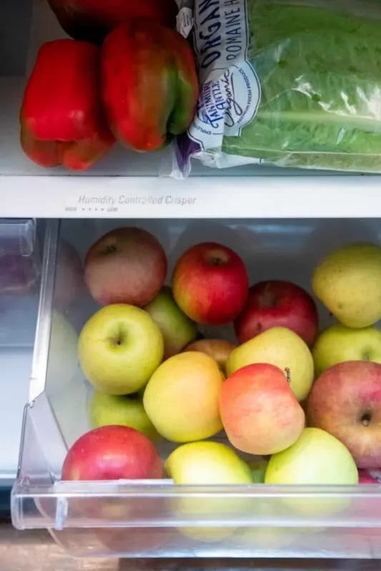 How and where to store apples?