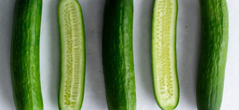 How and where to store cucumbers correctly?