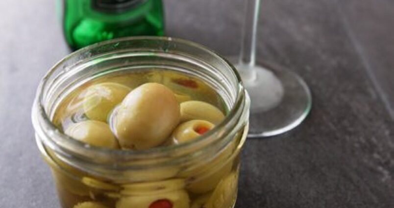 How and where to store olives correctly?