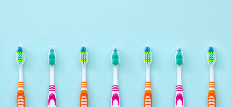 how often to change the toothbrush