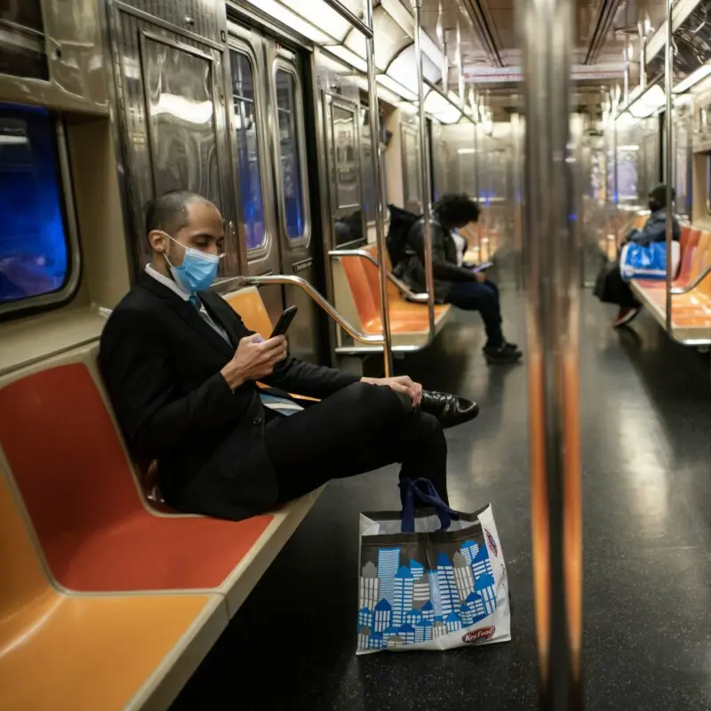 How people ride the subway during a pandemic: 40 hilarious photos