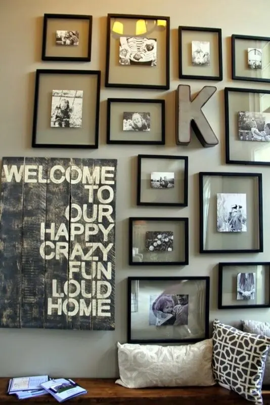 How to beautifully decorate a wall with family photos