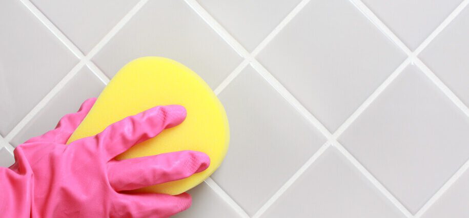 How to clean bathroom tiles