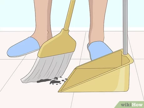 How to clean the floor with a cleaning vacuum cleaner