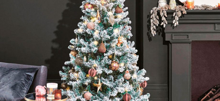 How to decorate a Christmas tree fashion trends, photo