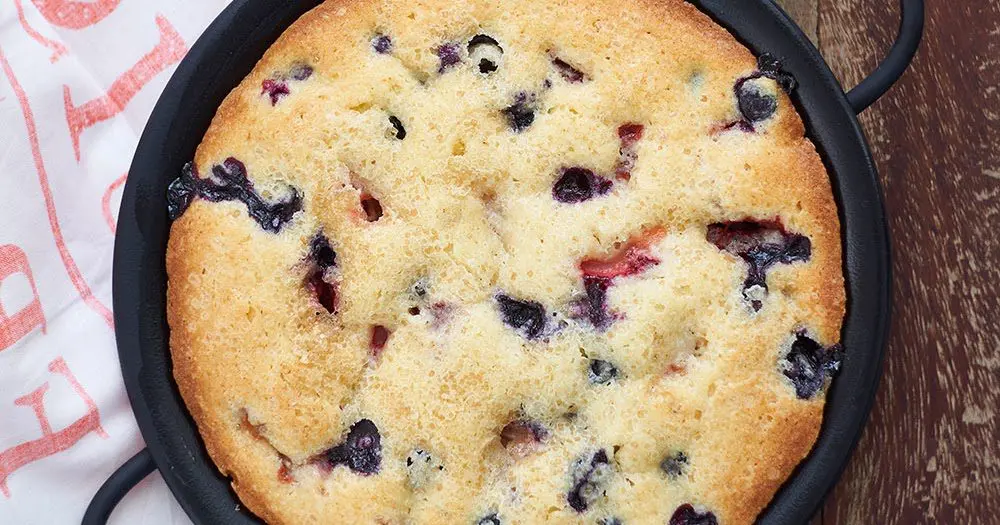 How to defrost berries; Whether to defrost the berries before baking