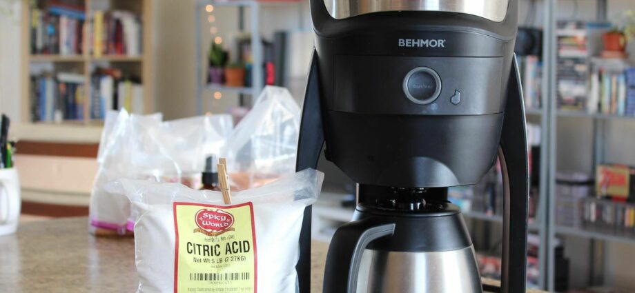 How to descale a coffee maker with citric acid