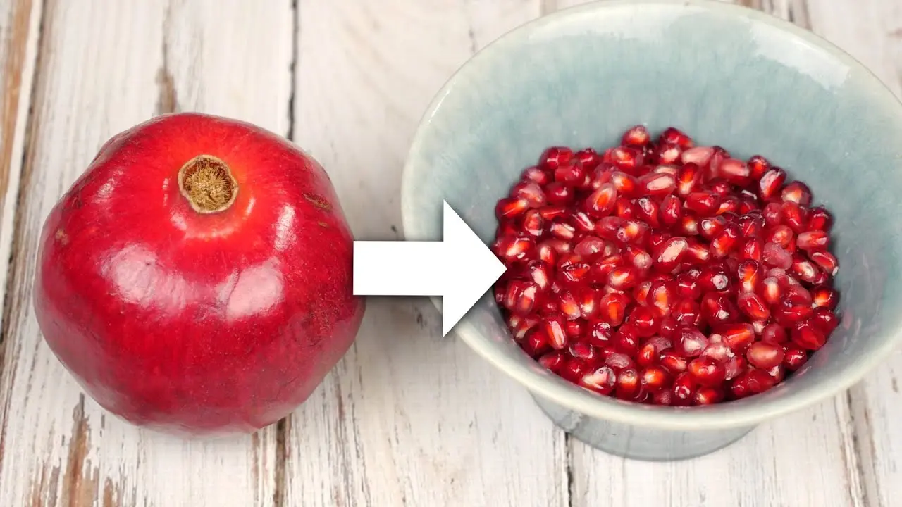 How to eat pomegranate correctly: with seeds or not, it is useful