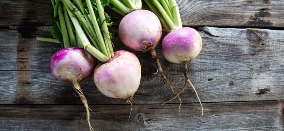 How to eat turnips raw correctly: yellow, you can