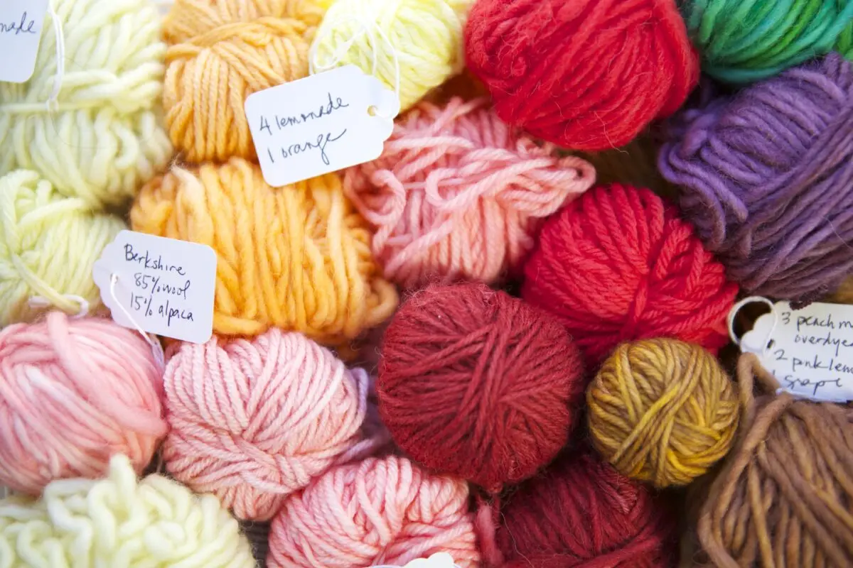 How to get rid of the smell of wool at home