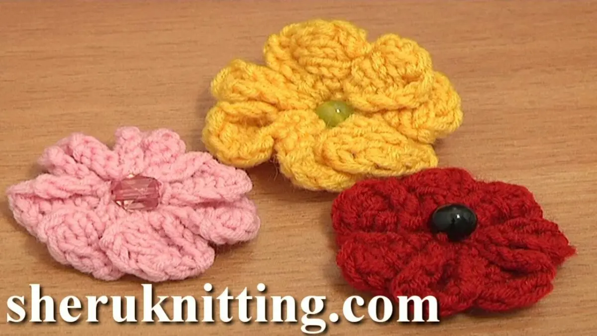 How to learn to knit a flower for beginners