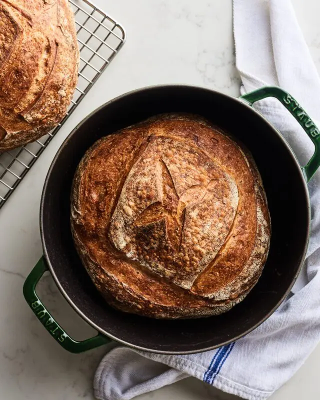 How to make a sourdough for baking: step by step instructions