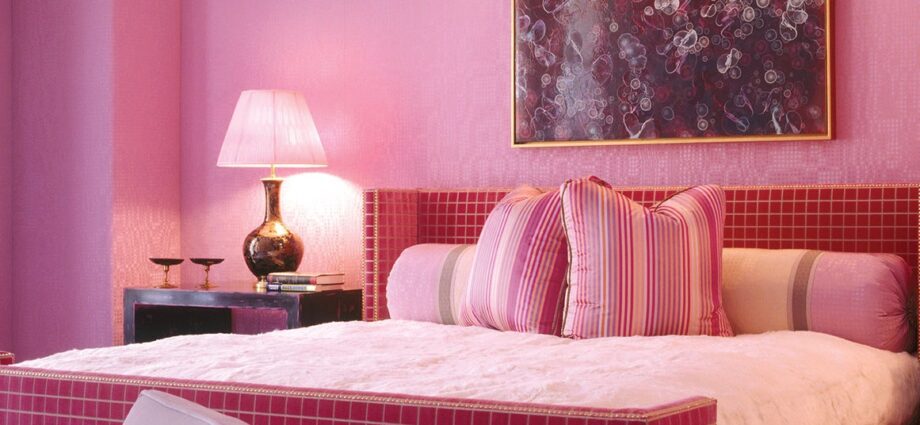 How to make an interior in soft pink color