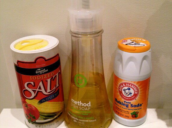 How to make your own dishwashing detergent by hand or in the dishwasher