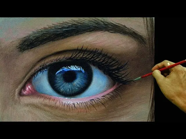 How to paint your eyes with shadows: a few tips