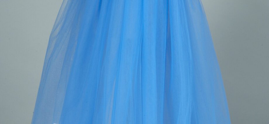 How to sew tulle beautifully and correctly