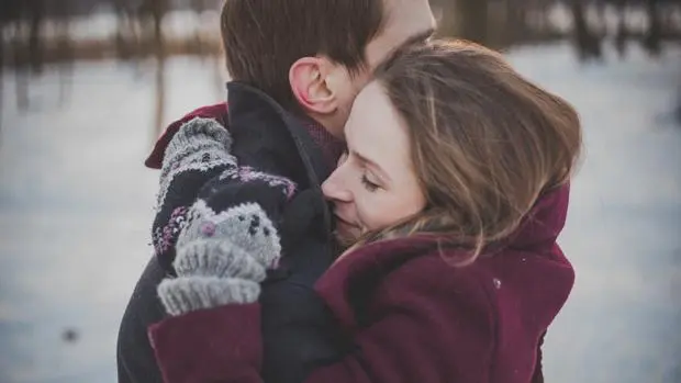 Hugs in times of pandemic: with the look, with the smile and with the words