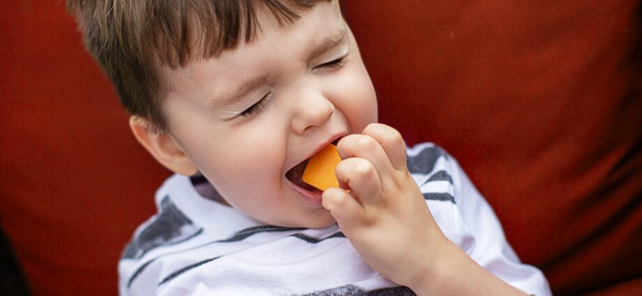 Is it possible for a child to have cheese: when, which one to give to children under one year old