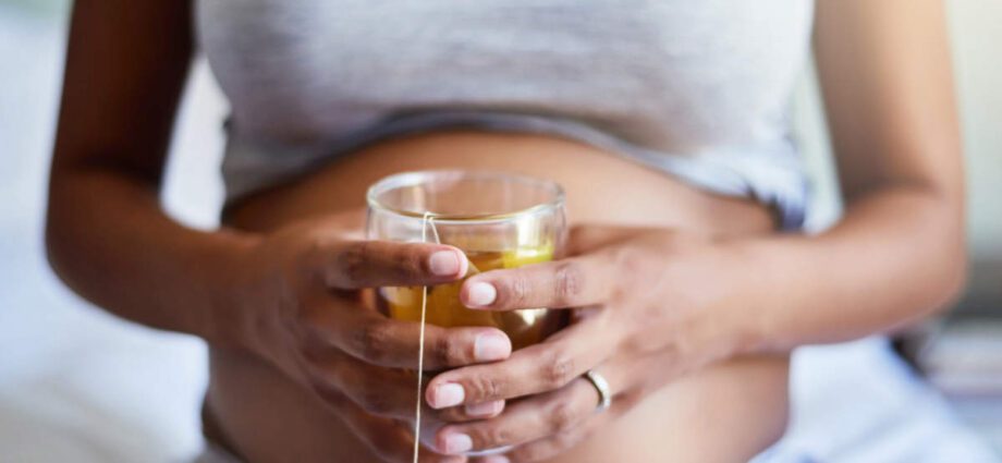 Ali je mogoče med nosečnostjo piti zelišča in katera?