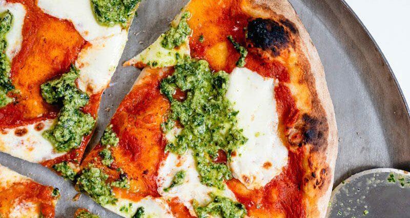 Vipindi vya pizza vya Kiitaliano: kichocheo na video