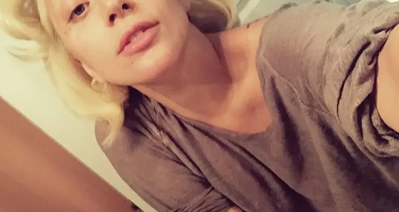 Lady GaGa: photo without makeup