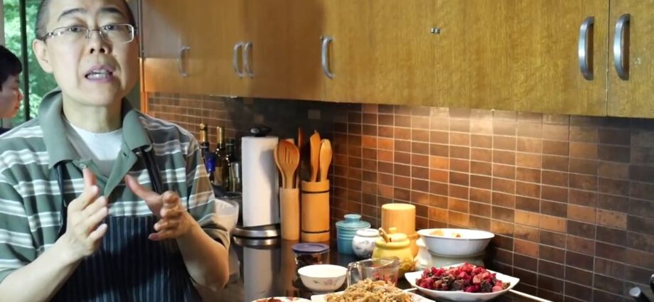 느슨한 기장 죽 : 요리하는 방법? 동영상