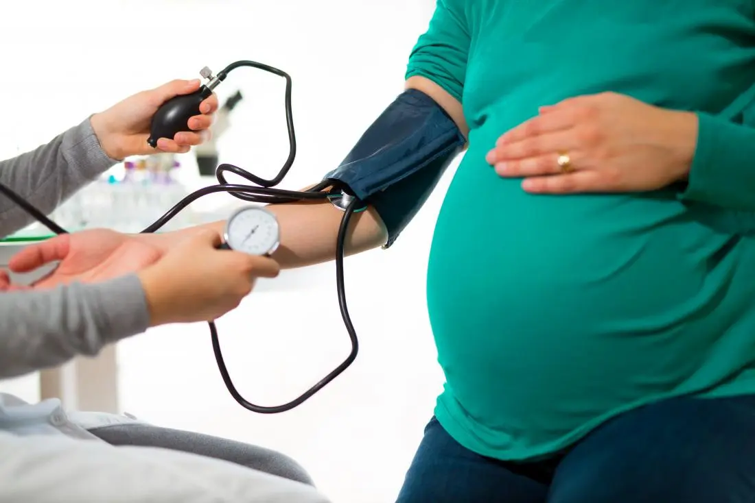 Low blood pressure during pregnancy in the 1st trimester: what to do for the expectant mother