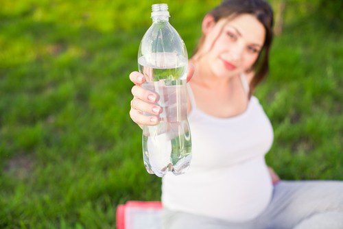 Low water in pregnant women: what is it and how is it dangerous ...