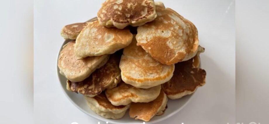 Homemade lush pancakes. Video