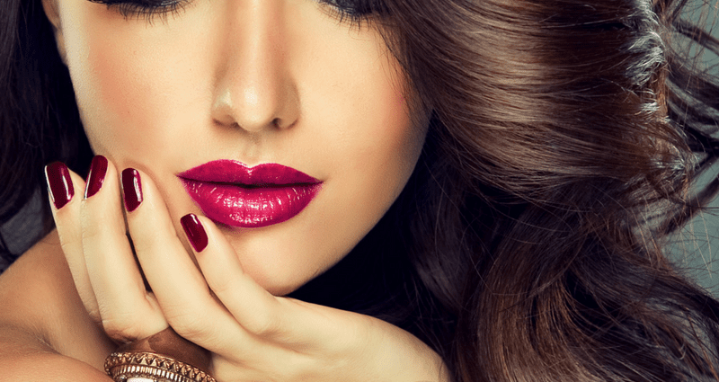 Tip artis makeup pikeun Hawa Taun Anyar