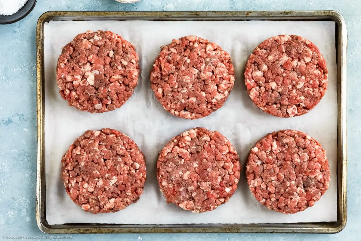 Meat filling for a hamburger: how to cook it right?