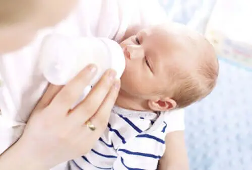 Mixed breastfeeding: all you need to know about alternating breastfeeding and bottles