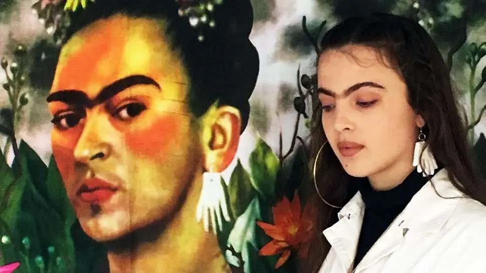 Model with eyebrows like Frida Kahlo&#8217;s biography of Scarlett Costello