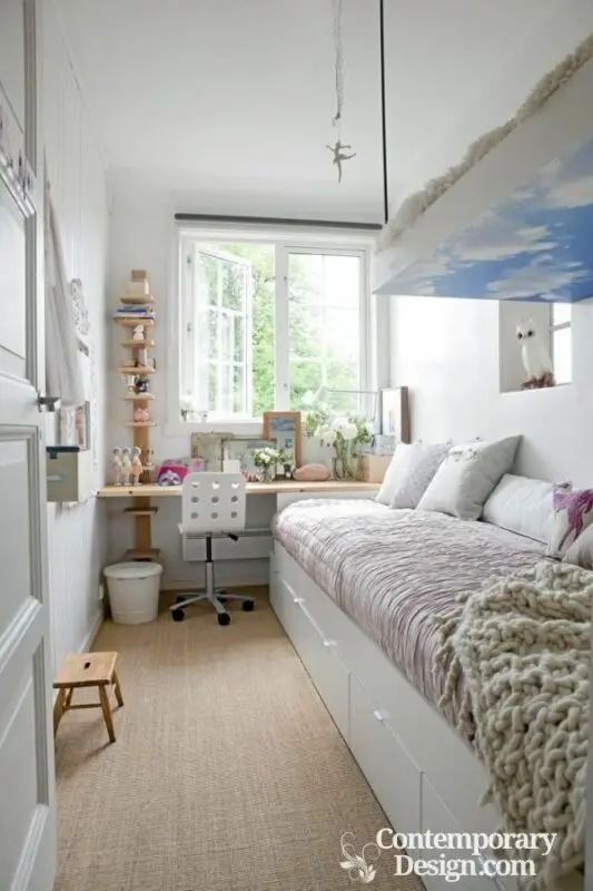 Narrow bedroom design