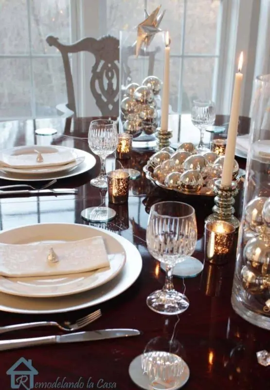 New Year&#8217;s festive table setting