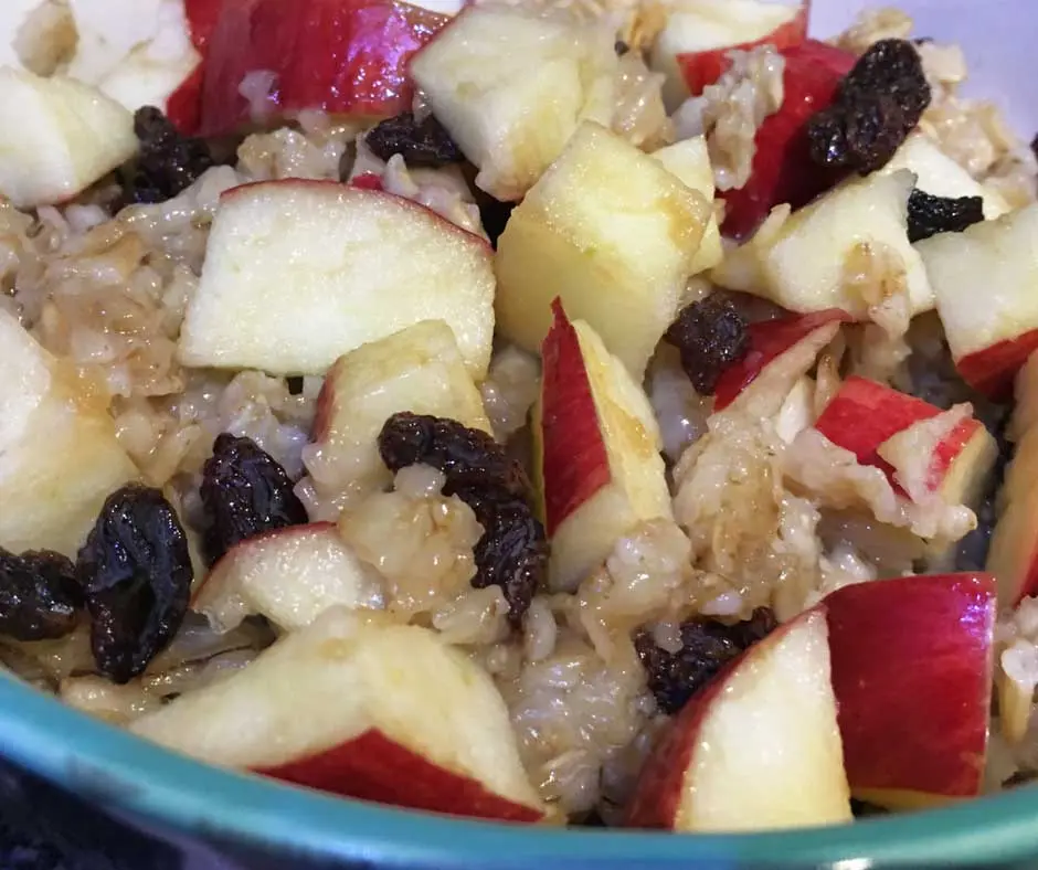 Oatmeal on the water: a lean version without lactose. Video