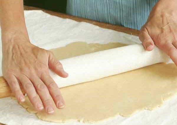 On what, how to properly roll out the dough