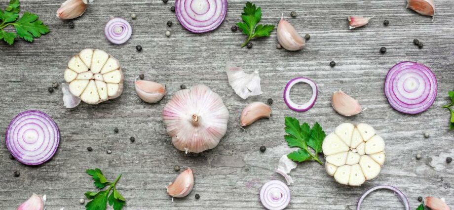 Onion and Garlic Protect Against Cancer, Prevention of Bowel Cancer