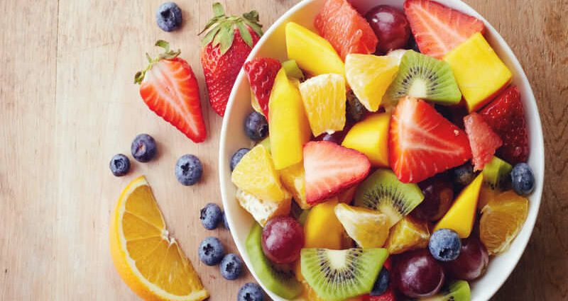 Only fruit for breakfast: is it right?