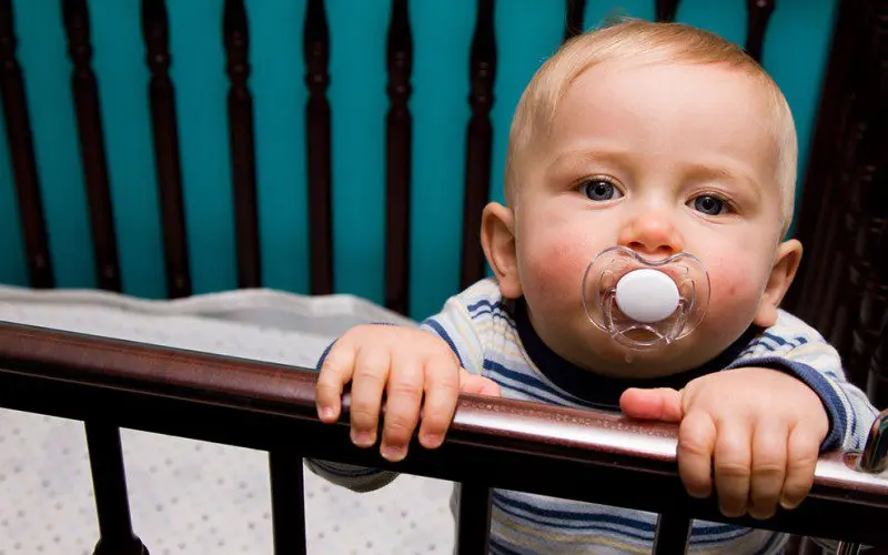 Pacifiers: harm to the baby