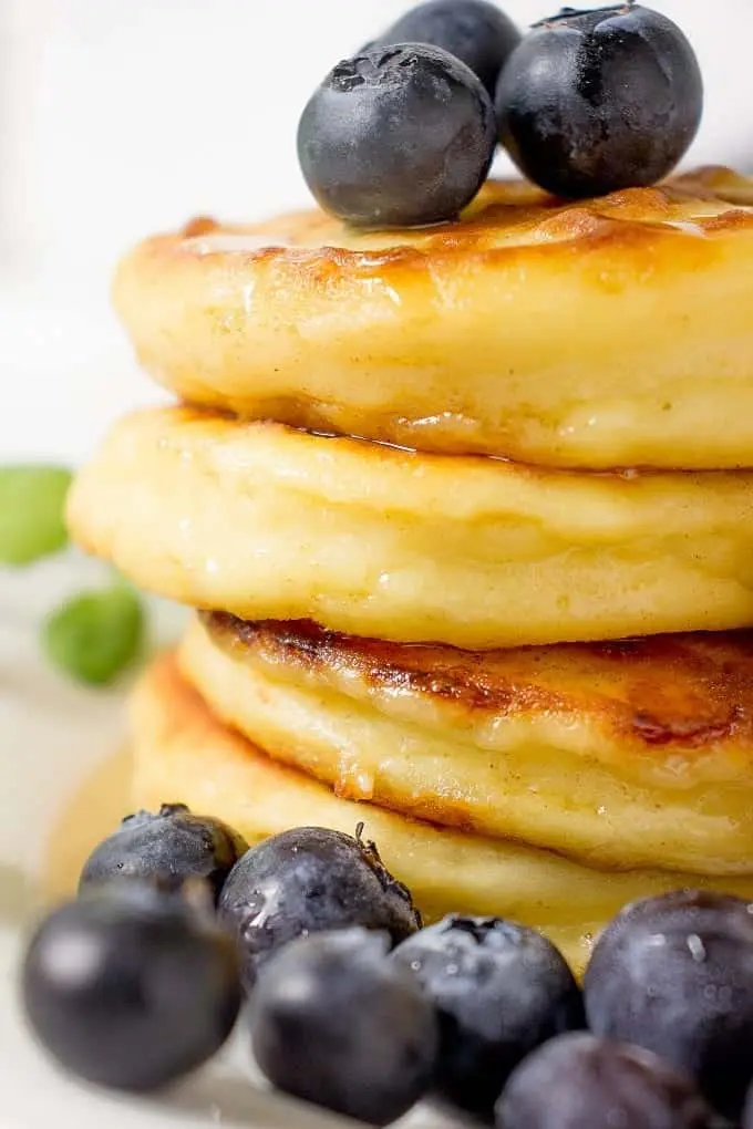 Pancakes with cottage cheese dessert: video recipe