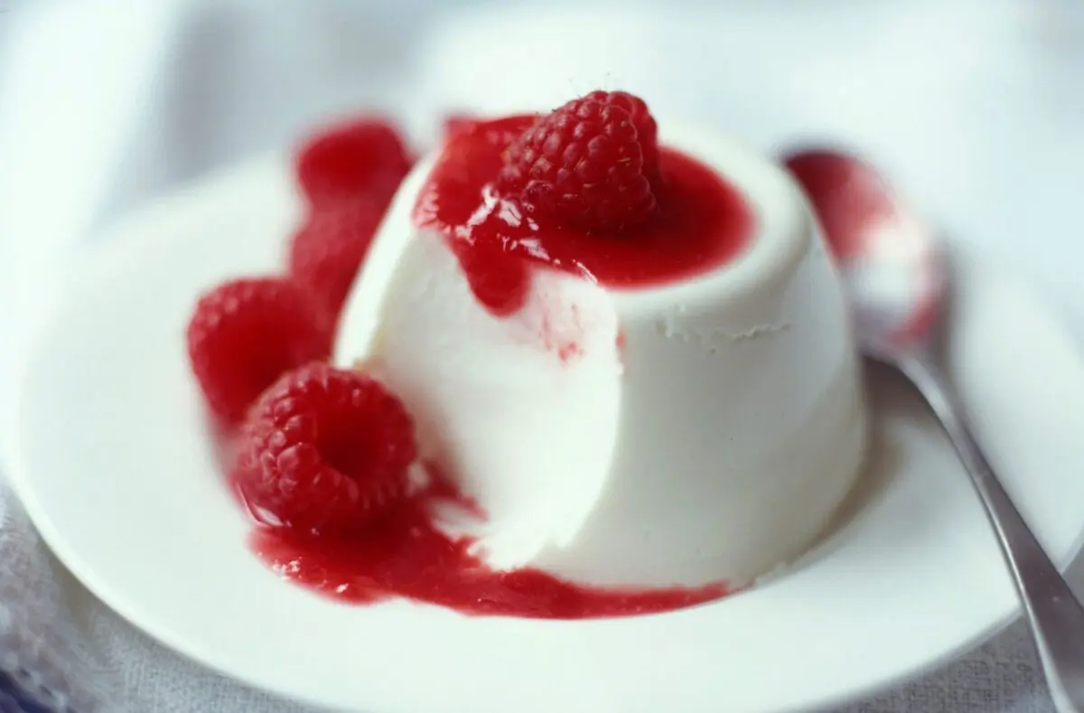 Panna cotta dessert: how to make at home? Video
