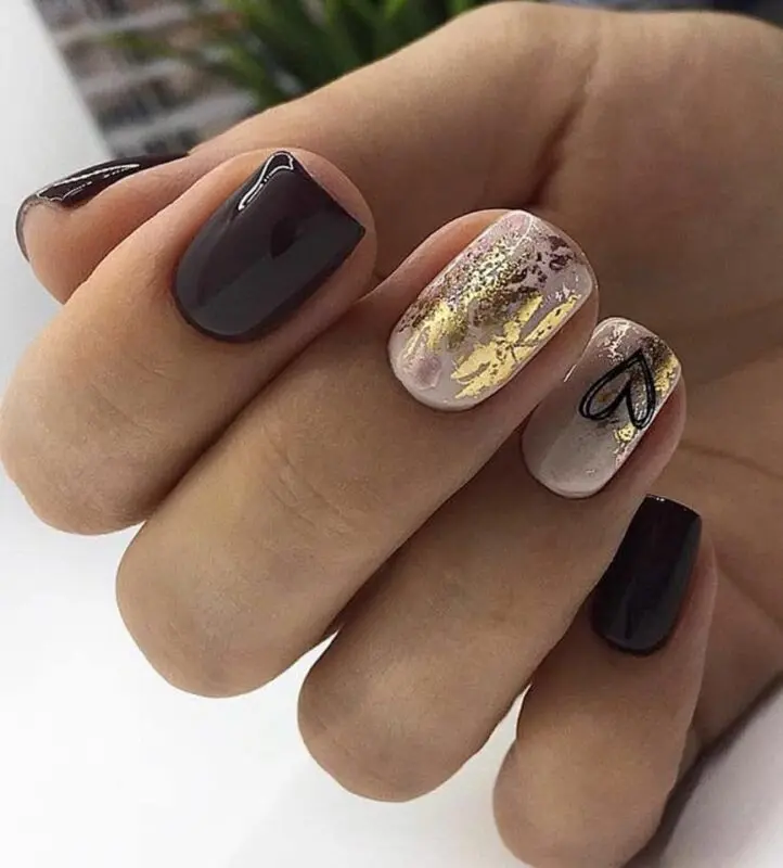 Permanent trend: fashionable manicure