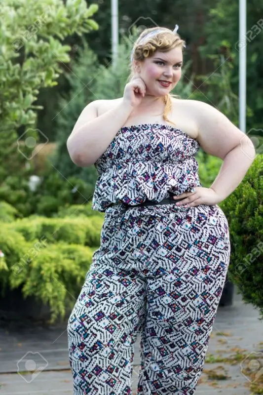 Photos of girls with plus size